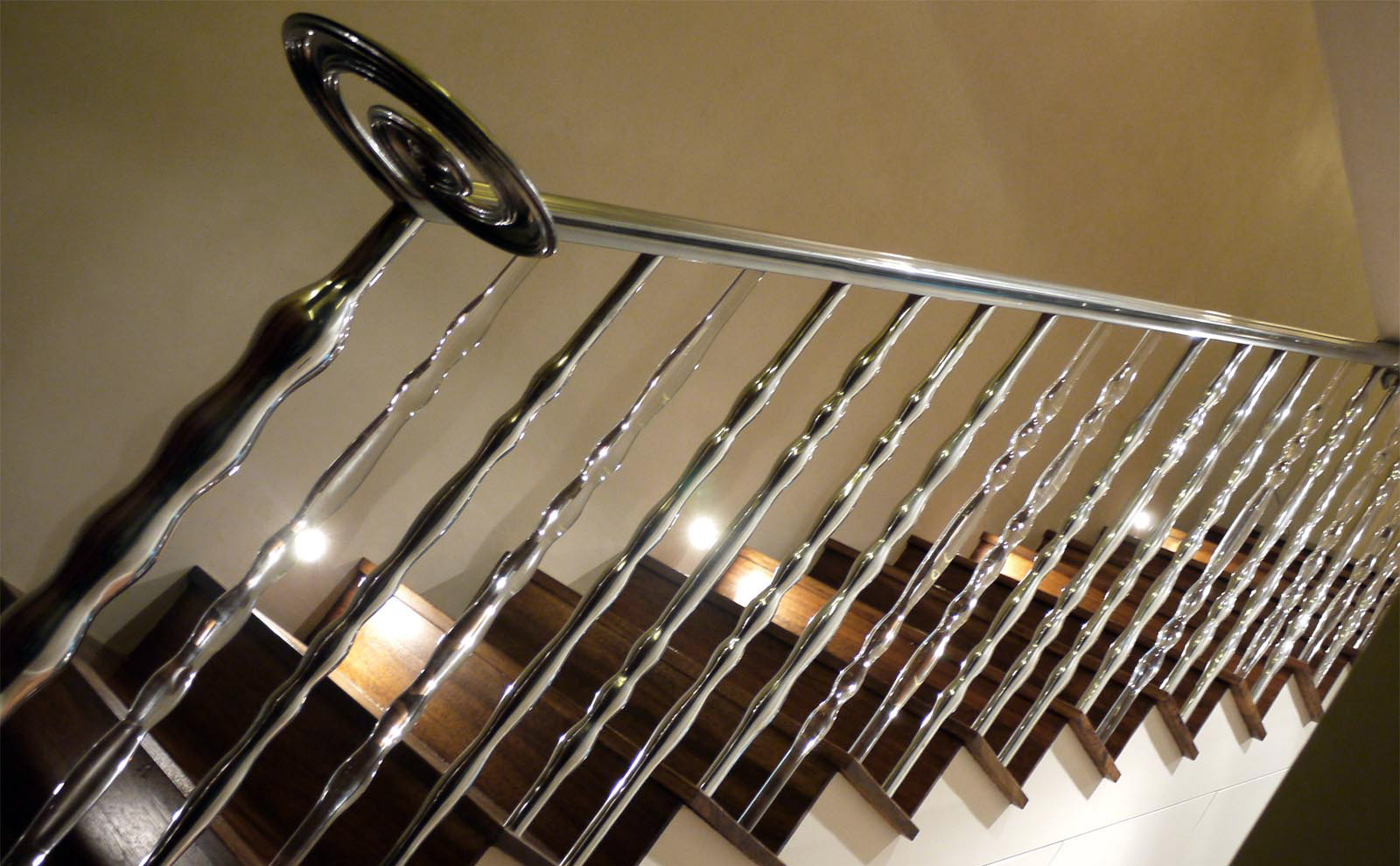 South Kensington: Pod Balustrade South Kensington: Pod Balustrade