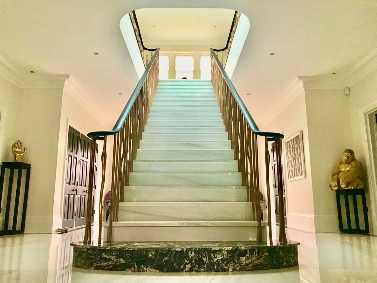 boo1 Heronswood Staircase