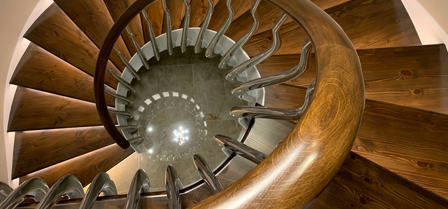 orkneyheader Wave Balustrade - Bright Polish