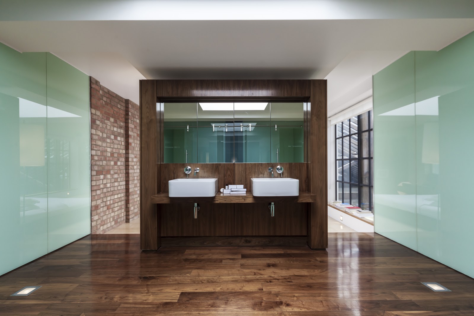 violin-factory-2 Grand Designs